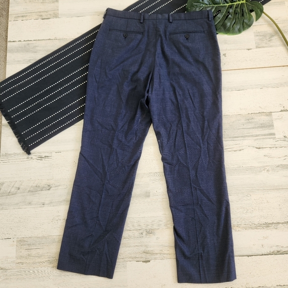 Banana Republic Slim Fit Navy Plaid Trouser Pants Size 35x32 - Picture 3 of 11